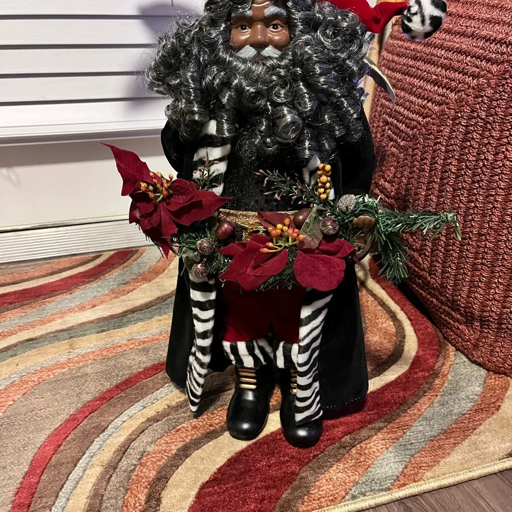 PRE-LOVED VINTAGE 19” TALL BLACK SANTA CLAUS DISPLAYED WITH HIS SOFT CURLY BEARD